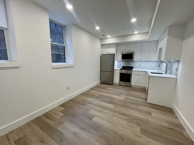 Photo - 1321 Rhode Island Ave NW Unidad 1