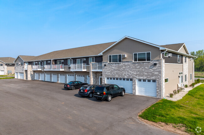 Fox Crossing Creek Apartments - Fox Crossing Creek Apartments