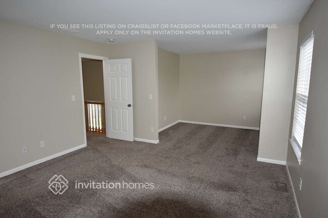 Photo - 353 Richmond Dr