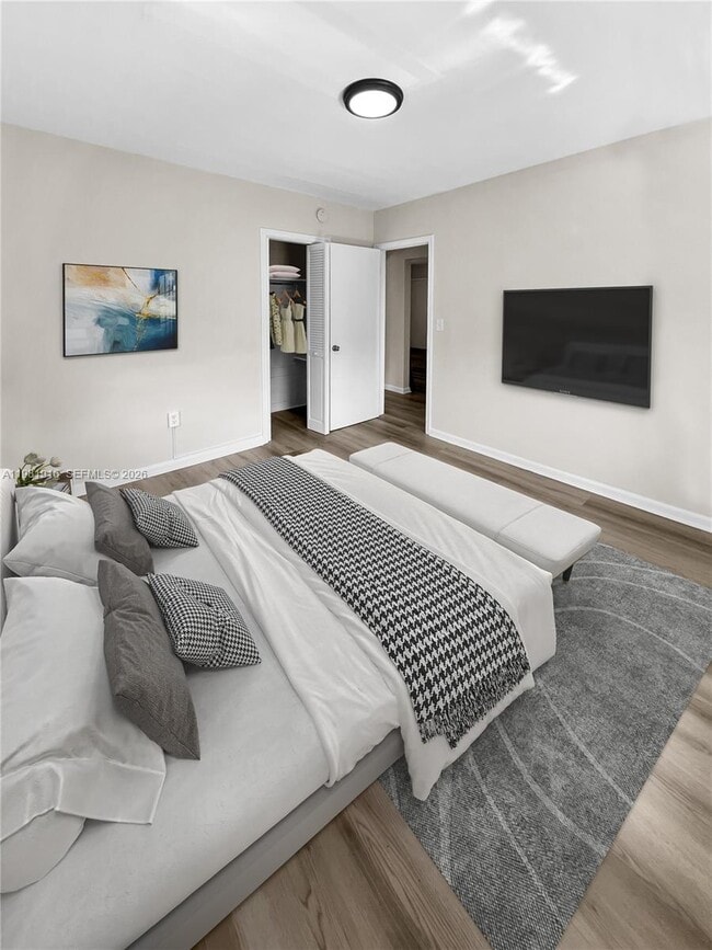 Photo - 2390 SW 22nd St Unidad 4