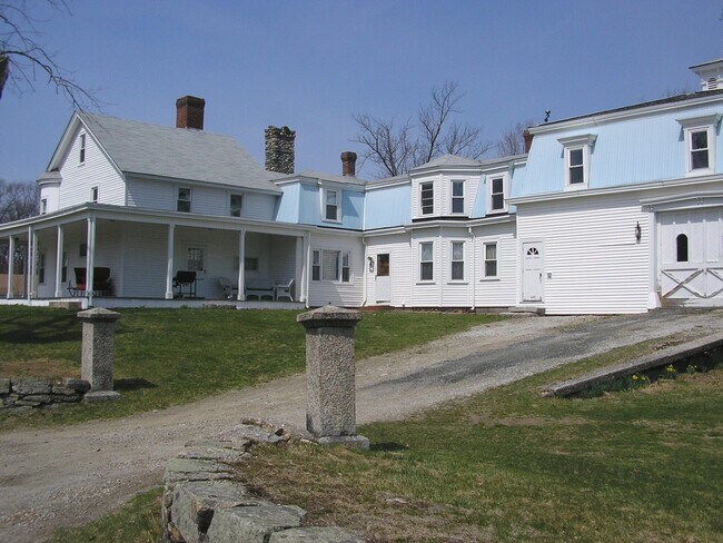 Photo - 10 Old Flanders Rd Unit 2