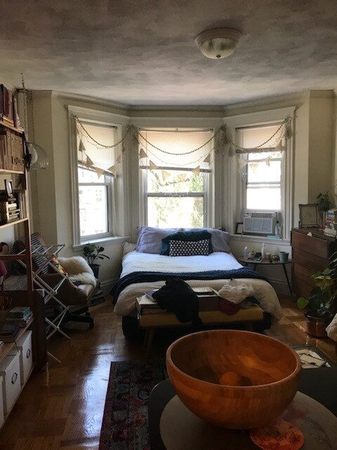 Photo - 50 Queensberry St Condo