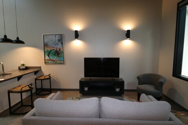 Photo - 216 Northland Ave