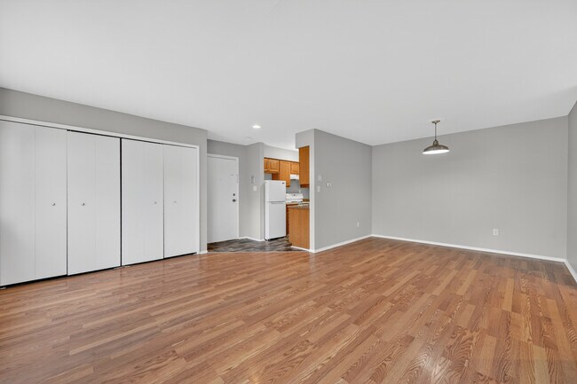 1771 E Woodward Heights Blvd