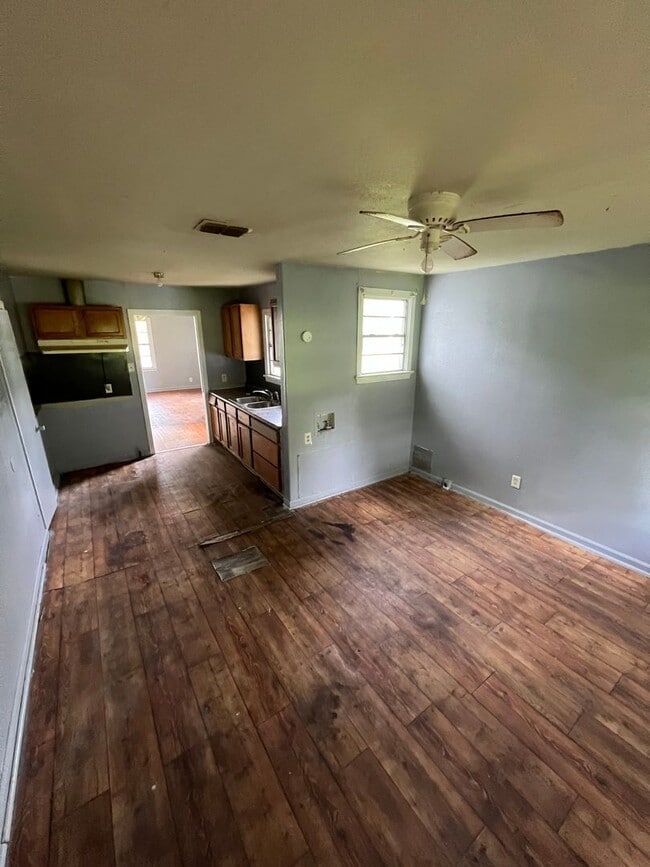 Photo - 2728 Hillcrest Ave