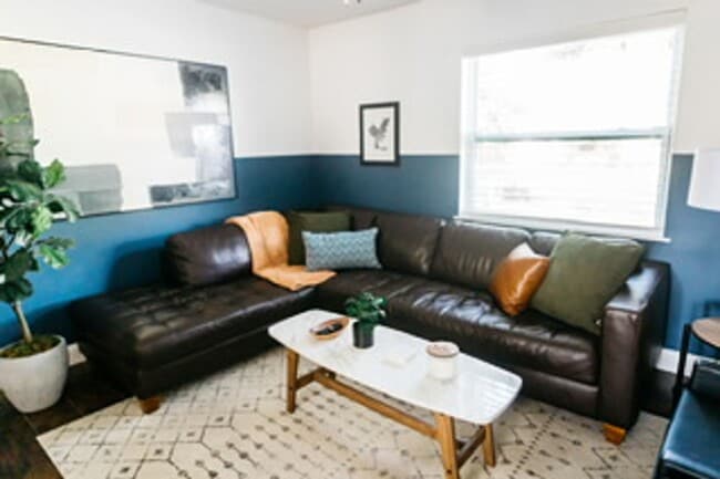 Photo - Charming 3 Bedroom, 2 Bathroom house in No...