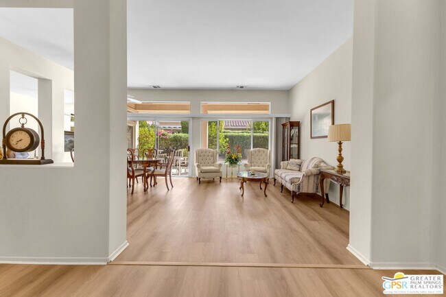 Photo - 37468 Westridge Ave