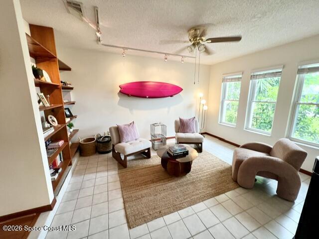 Photo - 2108 Rosewood Dr