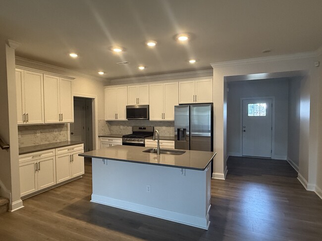 Photo - 2214 Sugar Cone Way