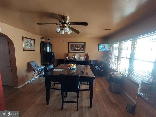 Photo - 1110 Sheffield Ct