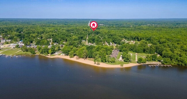 Photo - 17674 1/2 Lakewood Avenue