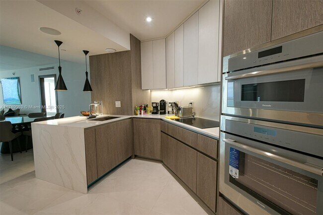 Photo - 16699 Collins Ave Unidad 3202