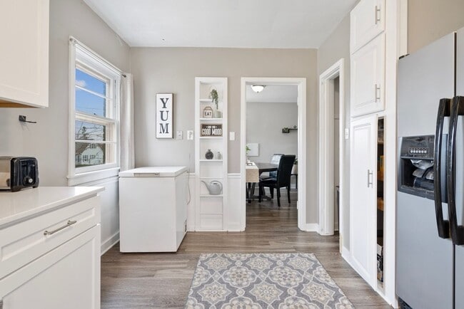 Photo - 603 W 18th St