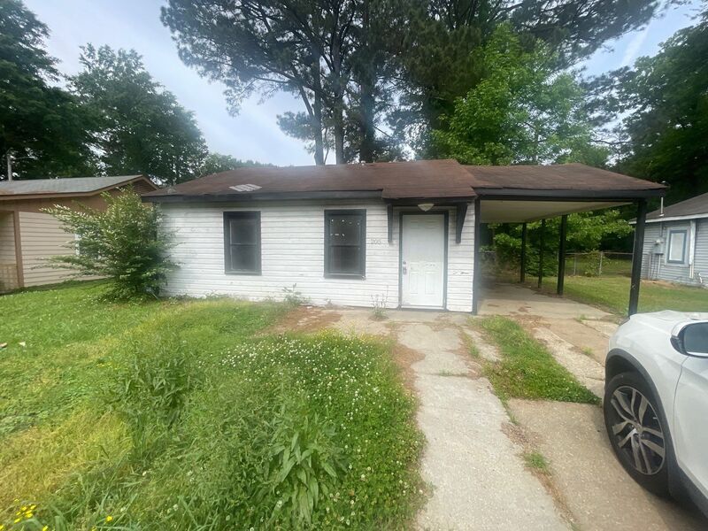 Photo - 205 Lindsey Dr