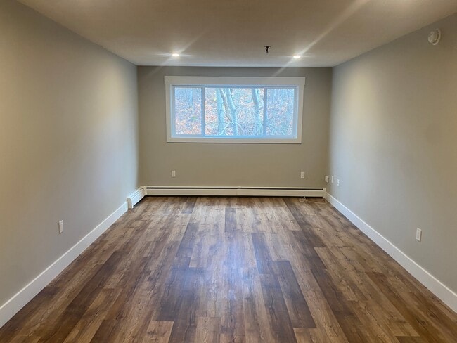 Photo - 1 Glenview Drive