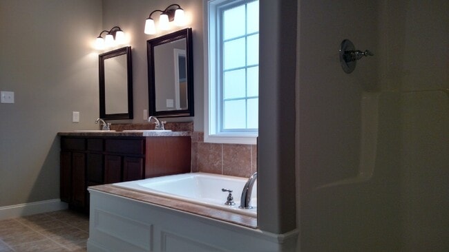 Photo - 3504 Duck Pond Way