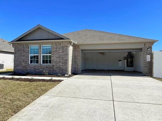Photo - 104 Ulmus St House
