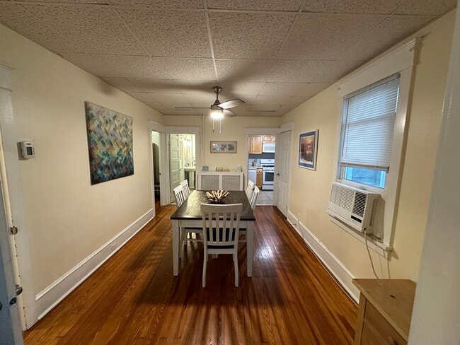 Photo - 509 E 7th St