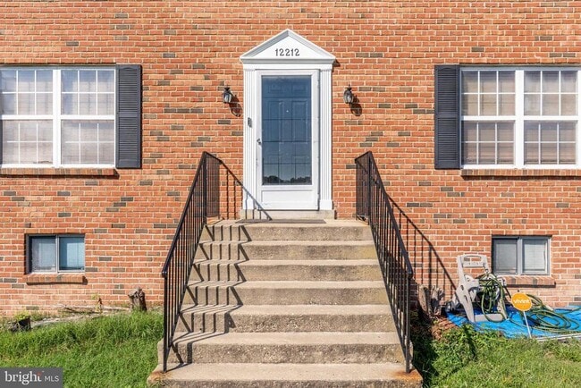 Photo - 12212 Birchview Dr