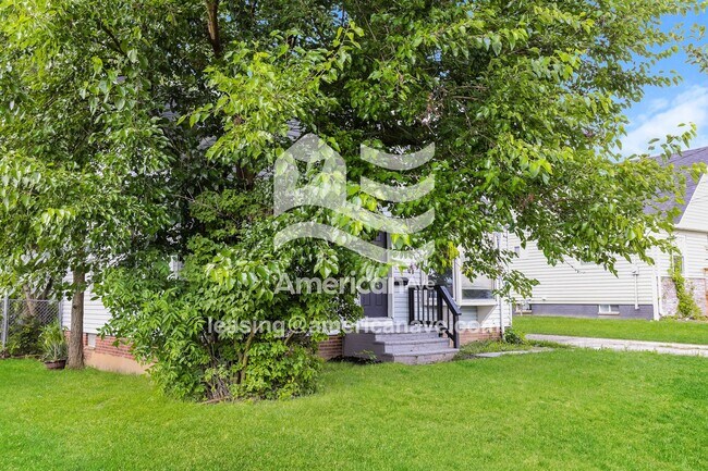 Photo - 17209 Deforest Ave
