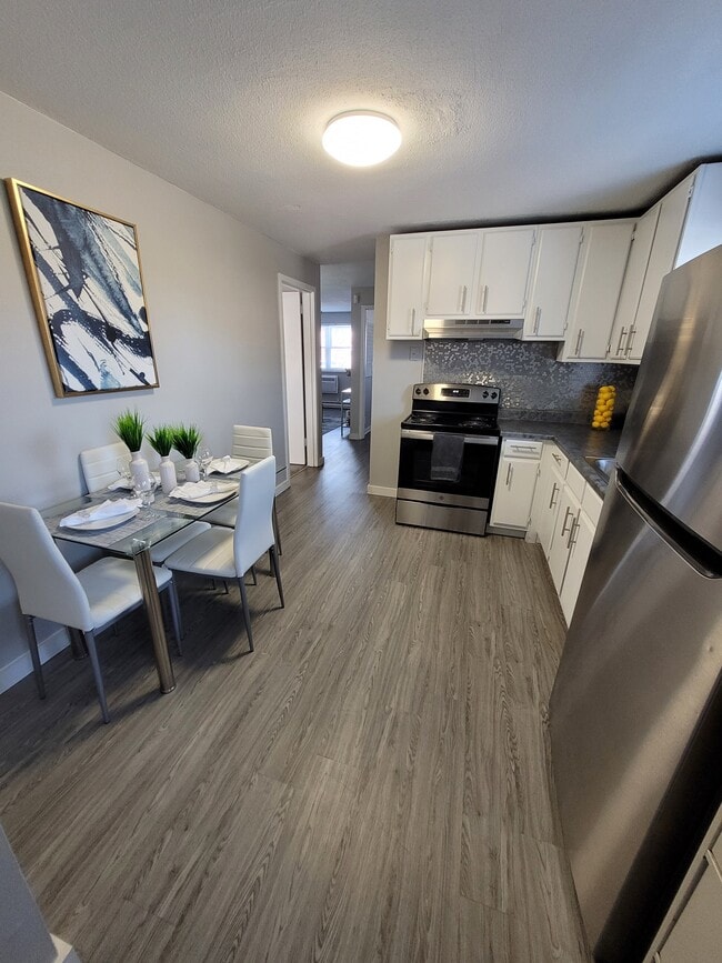 DLX Kitchen- Model
