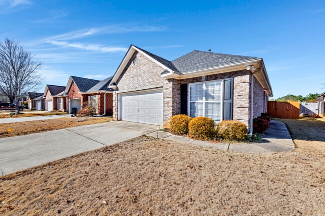 Photo - 4845 Longmeadow Ln