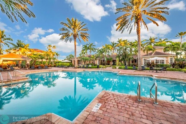 Photo - 3679 NW Adriatic Ln Condo Unit 303