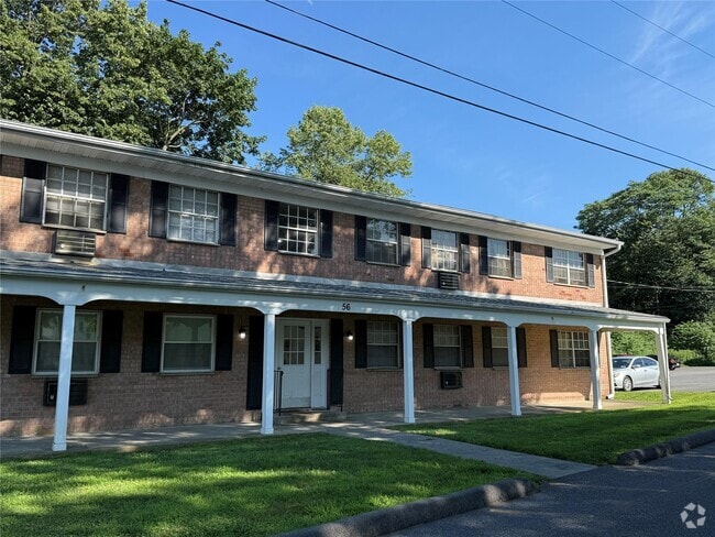 Building Photo - 56 Kenwood Dr Unit 7 Rental
