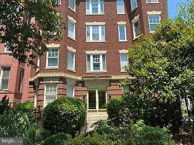 Photo - 624 Maryland Ave NE Apartment Unit 1