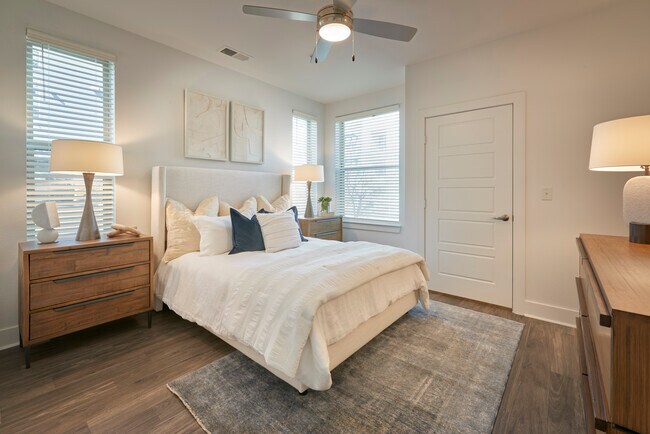 Photo - Arista Flats