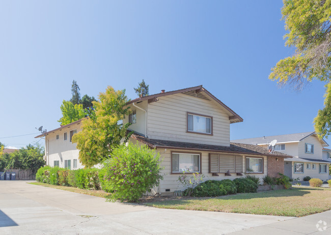 building - 37543 Wilburn Pl Townhome