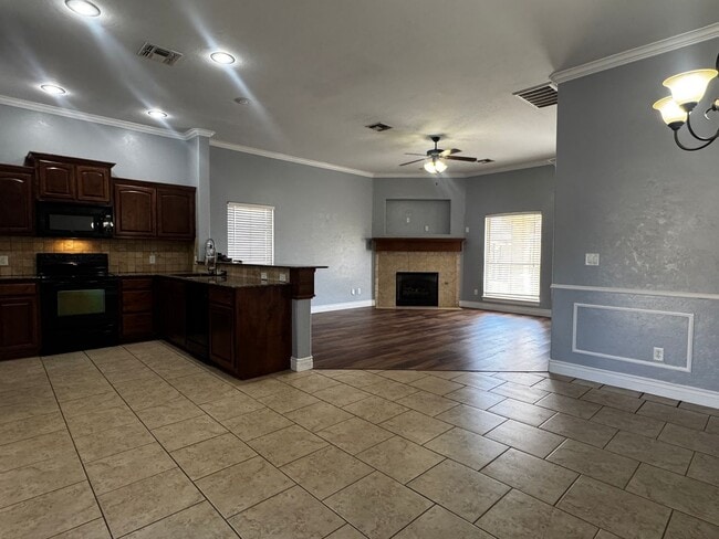 Photo - 5708 NW Valor Ave