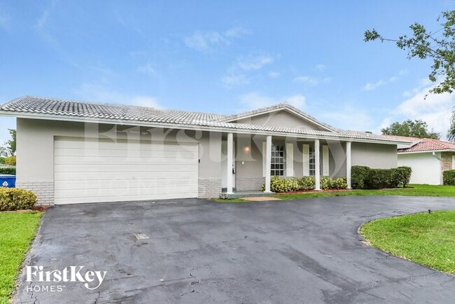 Photo - 1708 NW 84th Dr House
