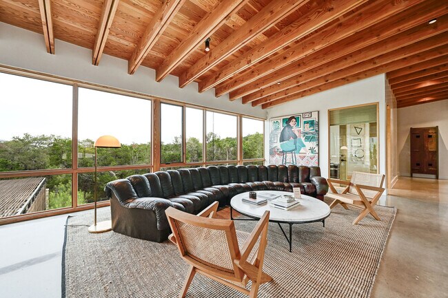 Photo - The Saint June