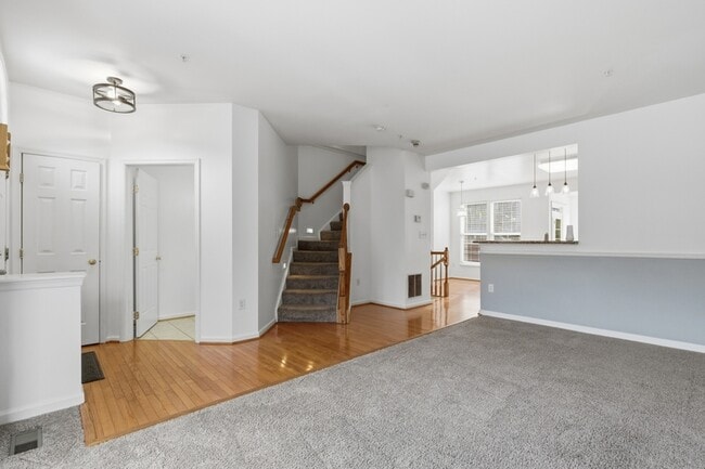 Photo - 7402 Serenade Cir