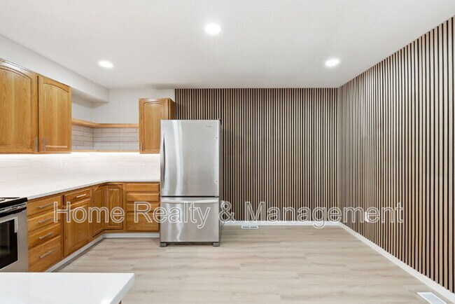 Photo - 11731 Sherman St
