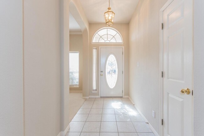 15808 Chatham Wood Dr