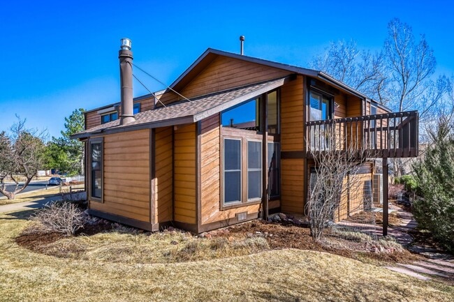 Building Photo - 3320 Longwood Ave