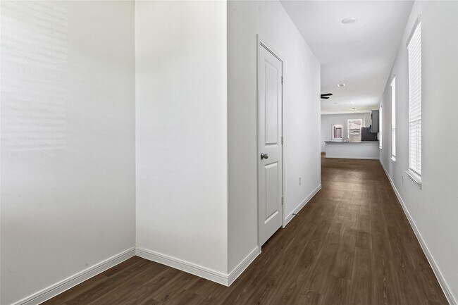 Photo - 21127 Dolphin Bay Ln