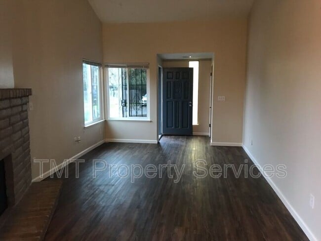 Photo - 6803 Trovita Way