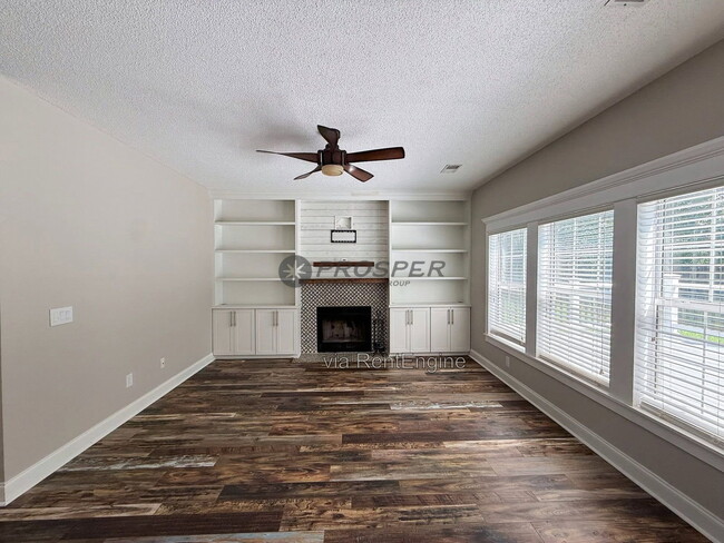 Photo - 578 Carters Grove Rd