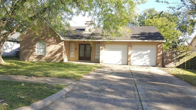 Building Photo - 10423 Tenneco Dr