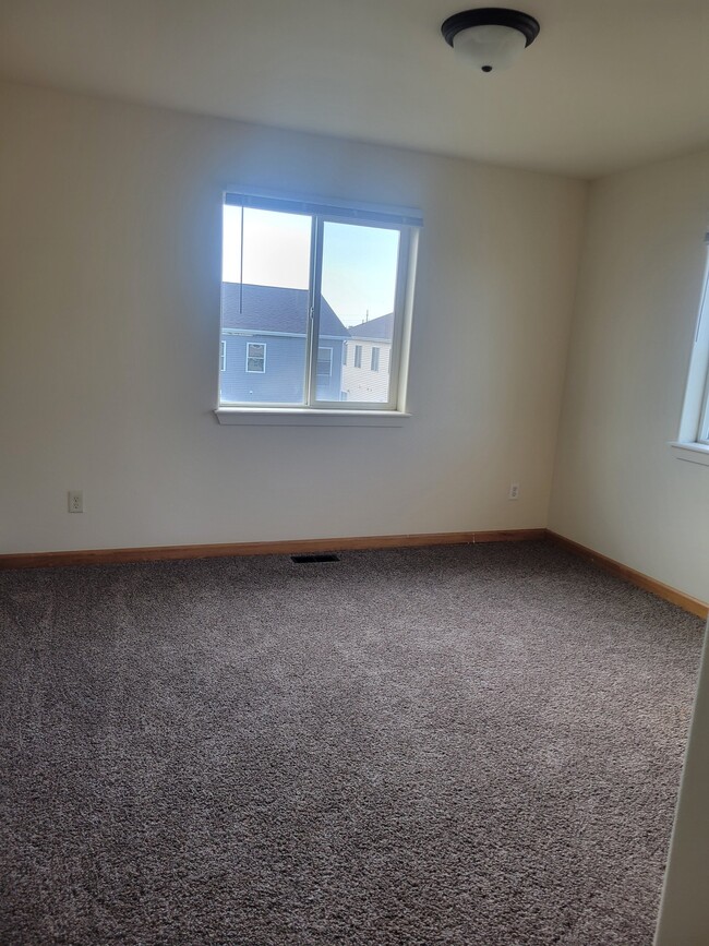 Photo - 342 Adeline Dr