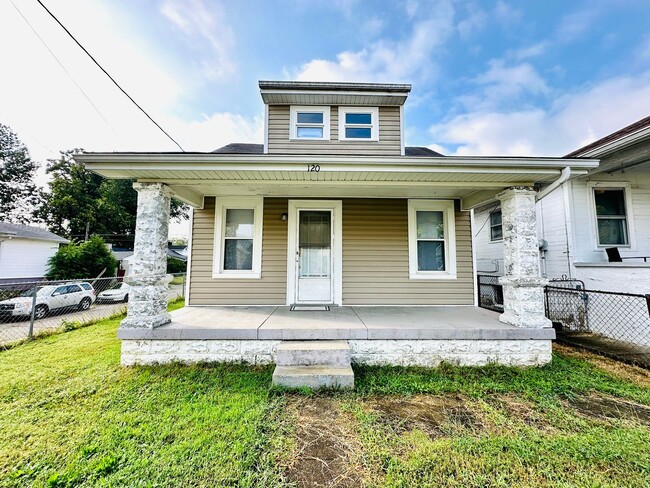 Building Photo - 120 W Garrett St Rental