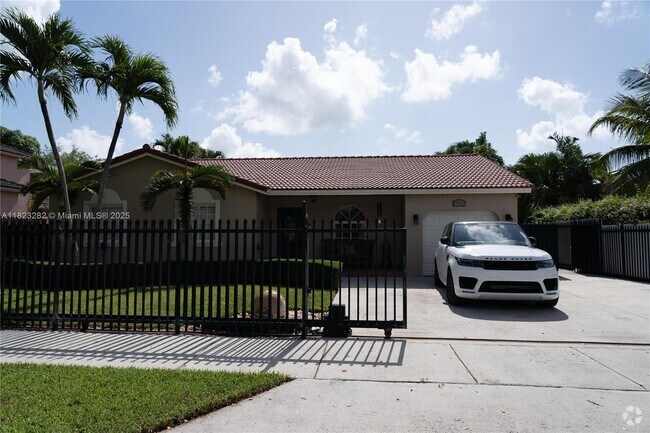 Building Photo - 17992 SW 152nd Ct Rental