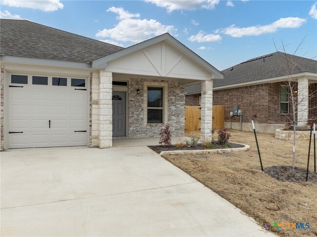 Photo - 5221 Rose Gdn Lp