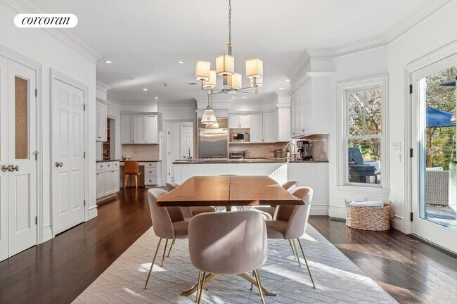 Photo - 34 Redcoats Ln