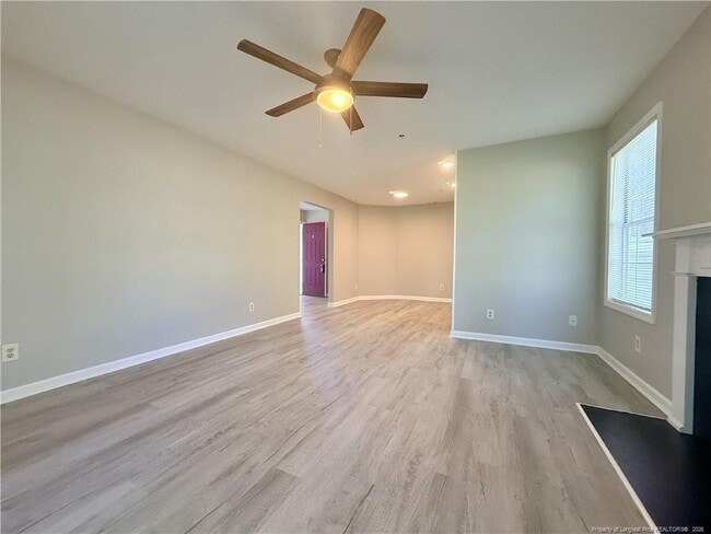 Photo - 224 Waterdown Dr