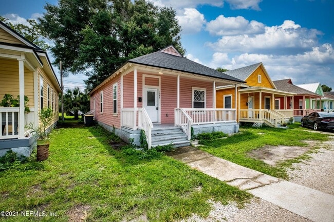 Photo - 1945 Redell St