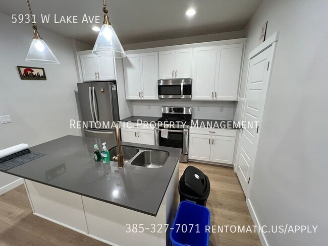 Photo - 5931 W Lake Ave